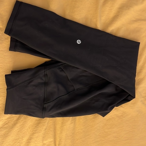 Lululemon on wunder train high rise leggings 25in inseam, with pockets - Picture 3 of 3